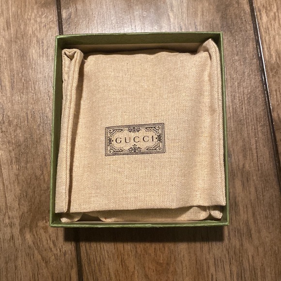 Black Gucci Wallet - Picture 2 of 4